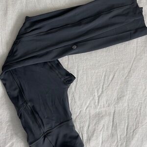 lululemon leggings high rise with pockets on the size 4 long 25